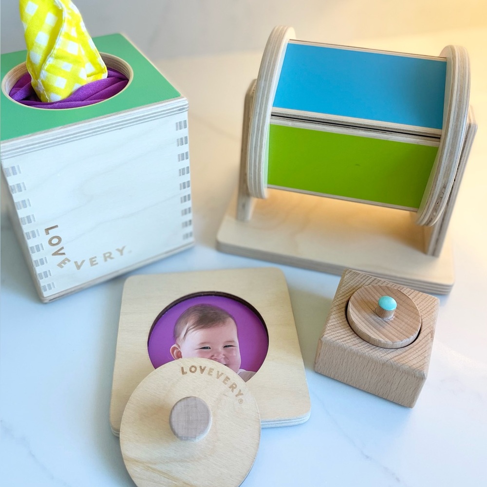LOVEVERY Wooden toy bundle